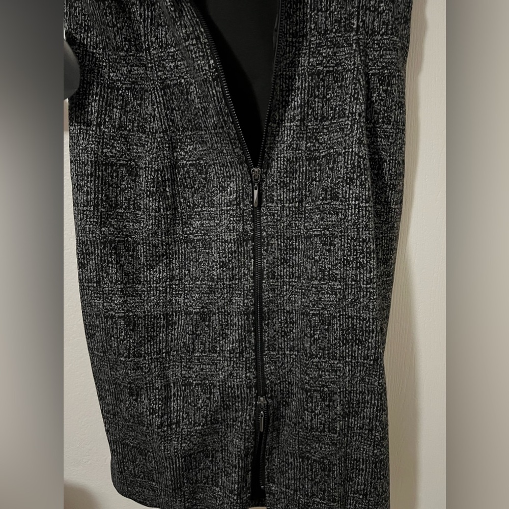 NWT White House Black Market Charcoal Sleeveless Dress with Full Back Zip - Picture 15 of 16